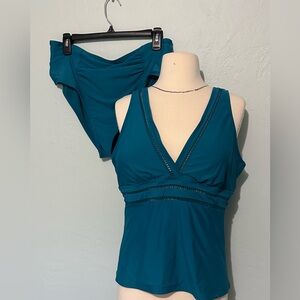 Time and true 2 piece swim suit.